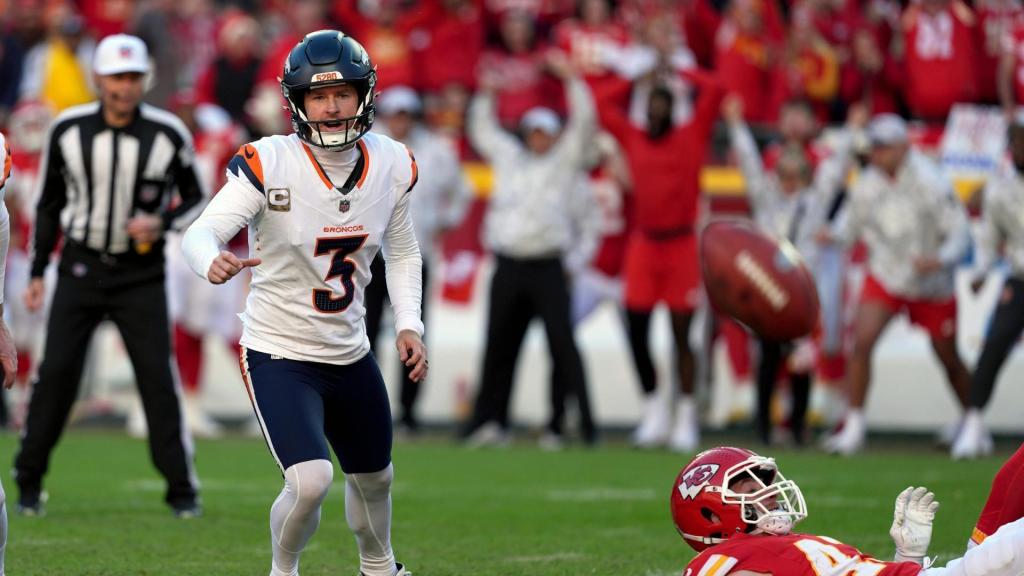 Broncos Fall to Chiefs in Heartbreaking Finish as Field Goal is&nbsp;Blocked